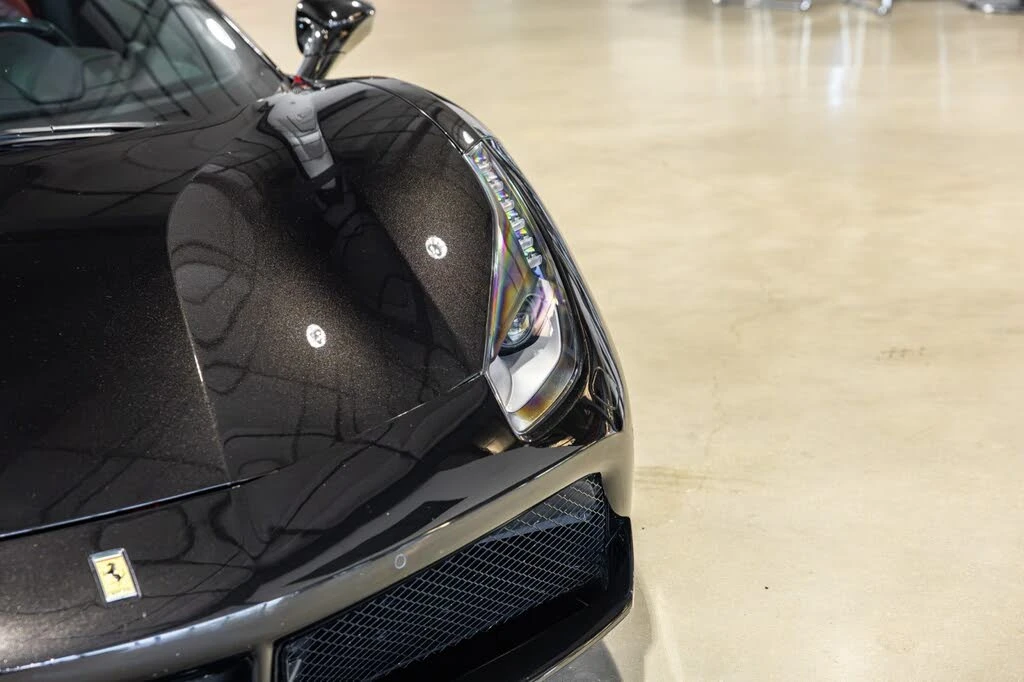 2019 Ferrari 488 GTB - Image 10 of 31