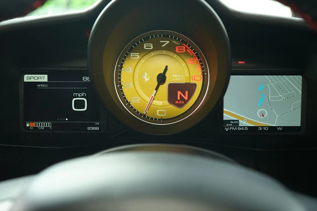 2019 Ferrari 488 GTB - Image 15 of 31