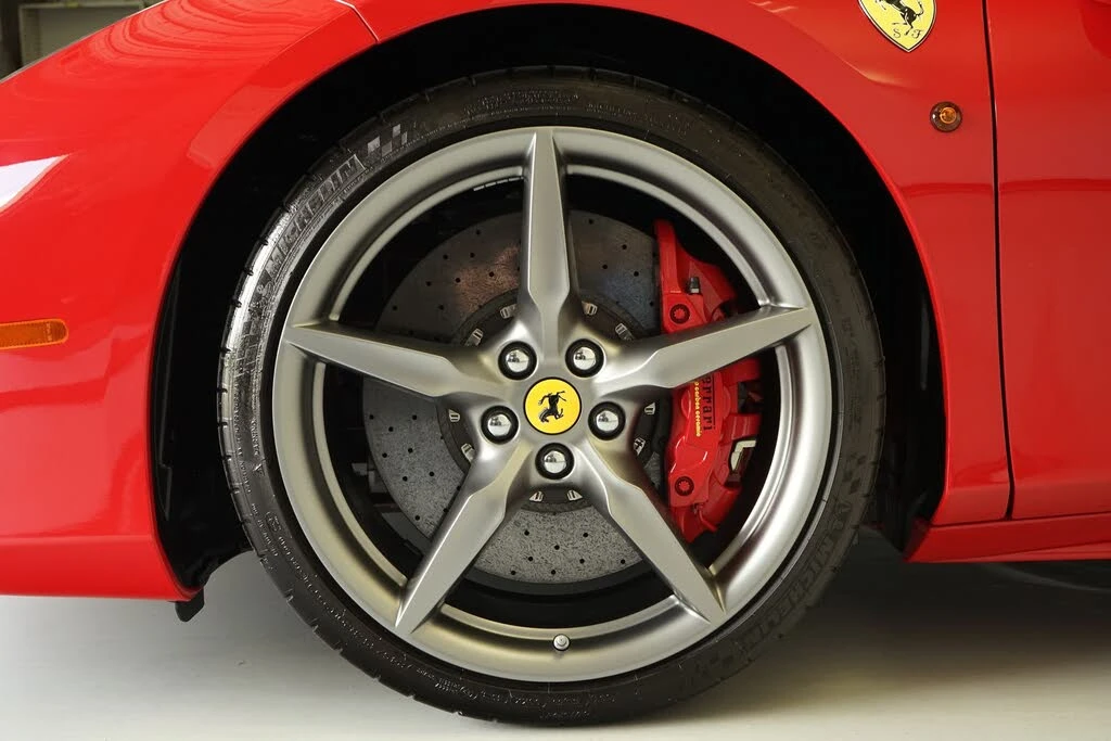 2019 Ferrari 488 GTB - Image 28 of 31