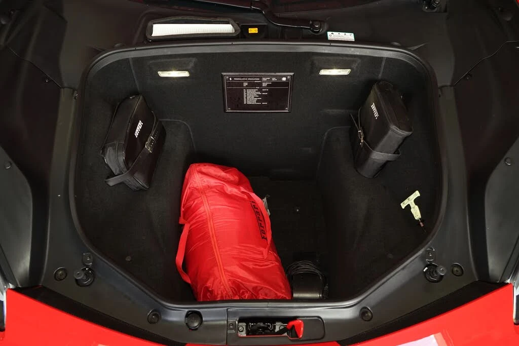2019 Ferrari 488 GTB - Image 25 of 31