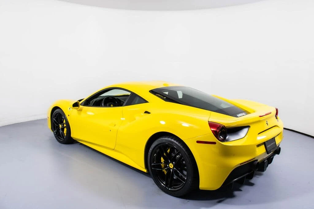 2019 Ferrari 488 GTB - Image 8 of 31
