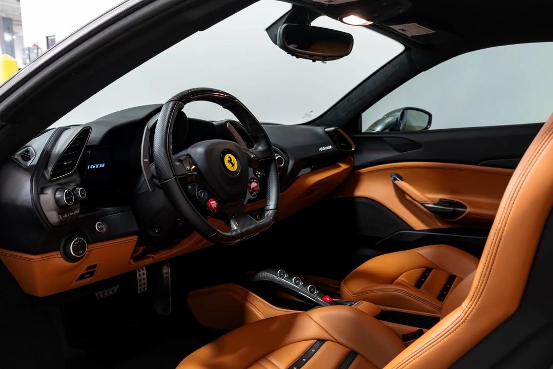 2019 Ferrari 488 GTB - Image 16 of 31