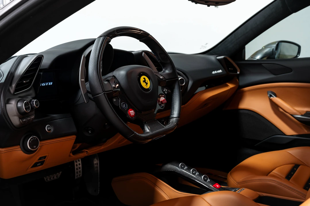 2019 Ferrari 488 GTB - Image 17 of 31