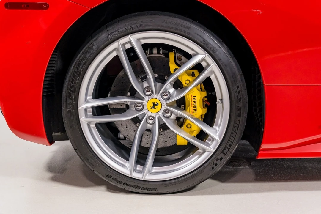 2019 Ferrari 488 GTB - Image 15 of 31