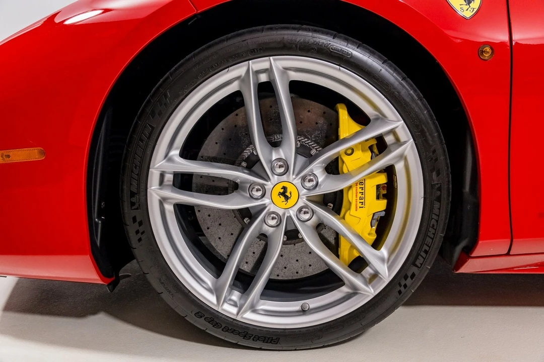 2019 Ferrari 488 GTB - Image 12 of 31