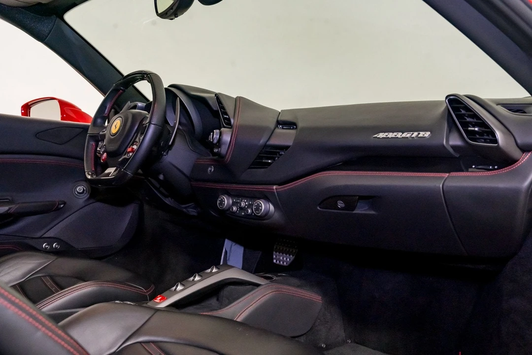 2019 Ferrari 488 GTB - Image 28 of 31