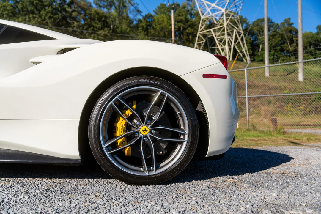 2019 Ferrari 488 GTB - Image 21 of 31