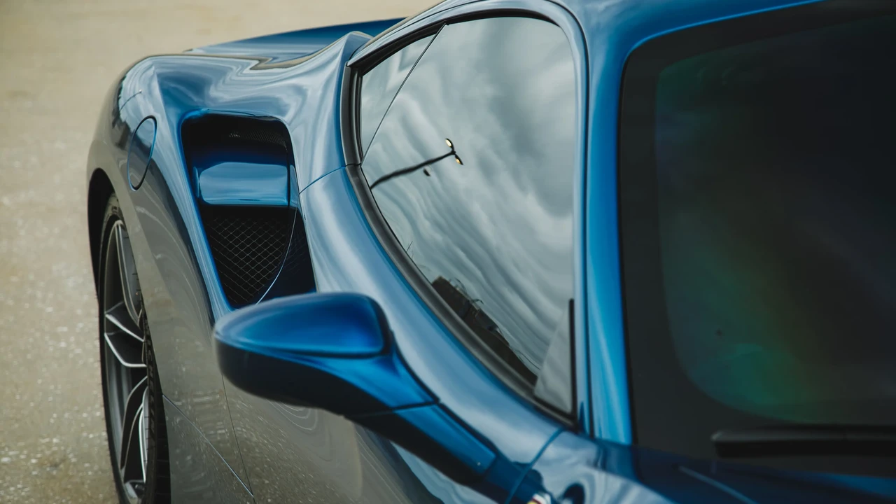 2019 Ferrari 488 GTB - Image 24 of 31