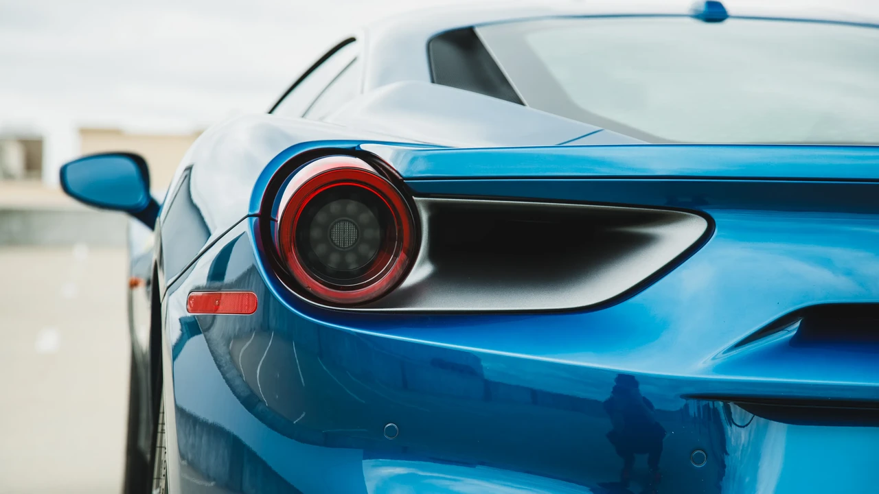2019 Ferrari 488 GTB - Image 27 of 31
