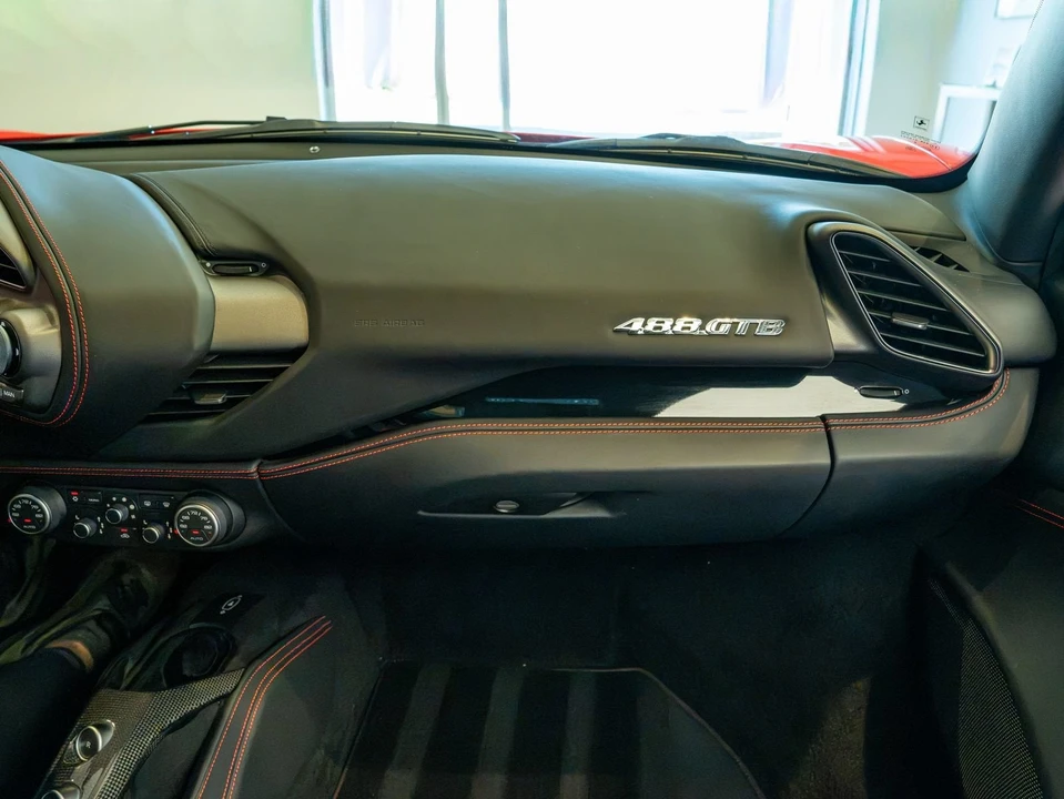 2019 Ferrari 488 GTB - Image 16 of 26