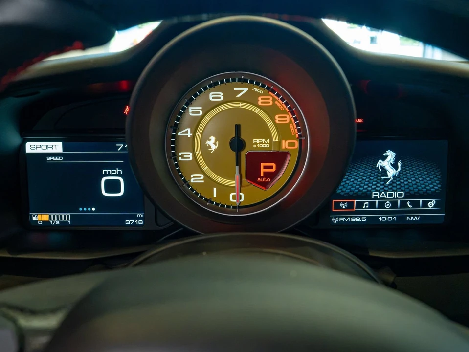 2019 Ferrari 488 GTB - Image 13 of 26