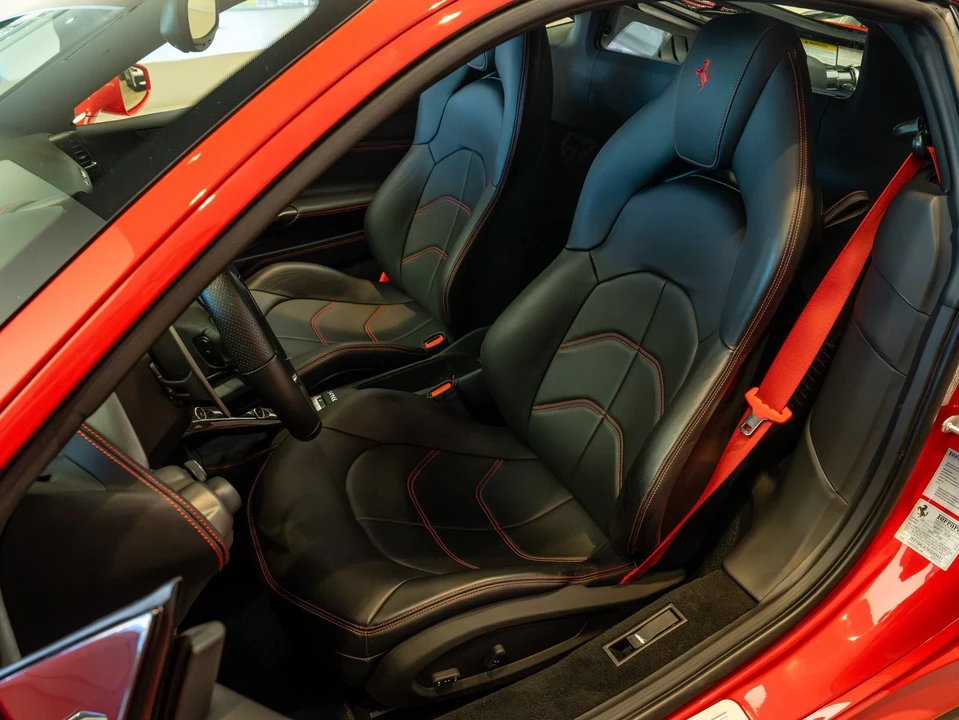 2019 Ferrari 488 GTB - Image 11 of 26