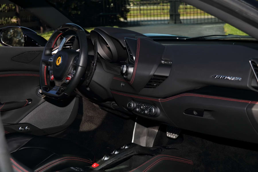 2019 Ferrari 488 GTB - Image 22 of 31