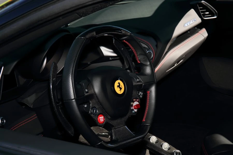 2019 Ferrari 488 GTB - Image 30 of 31