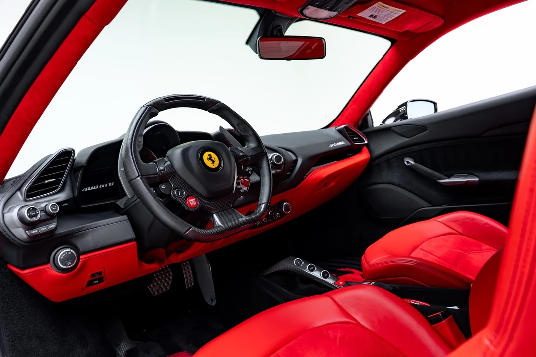 2019 Ferrari 488 GTB - Image 2 of 31