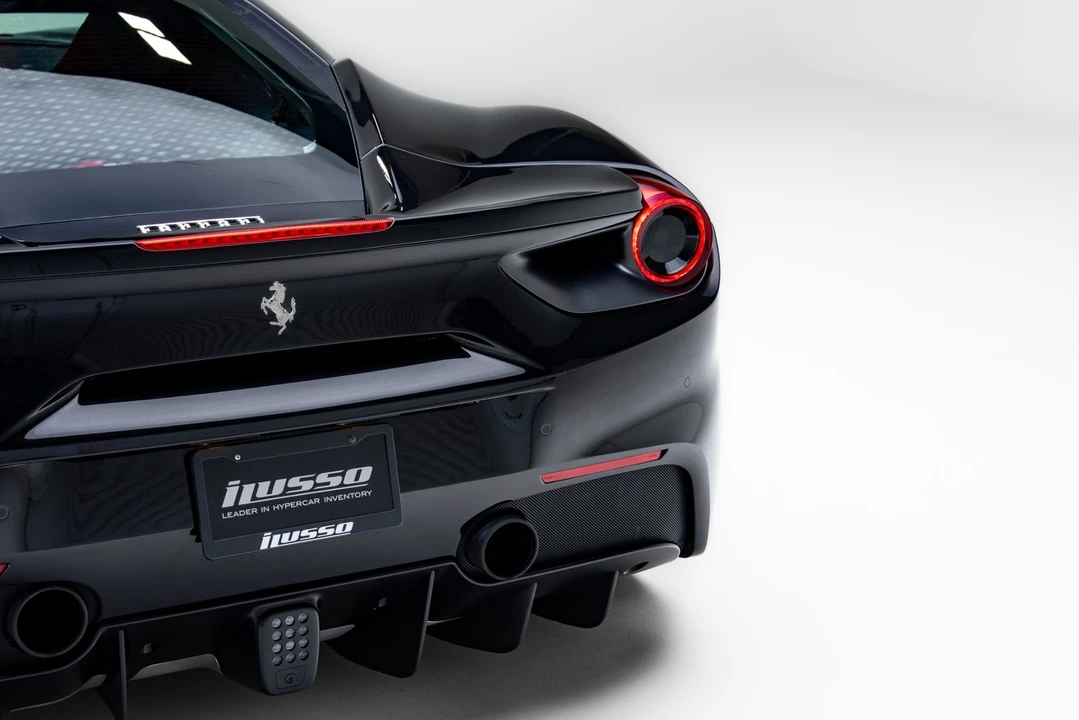 2019 Ferrari 488 GTB - Image 29 of 31