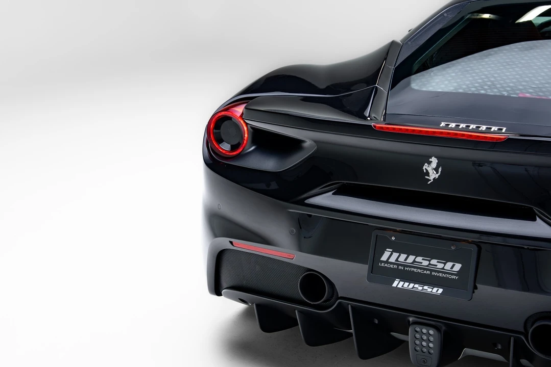 2019 Ferrari 488 GTB - Image 30 of 31
