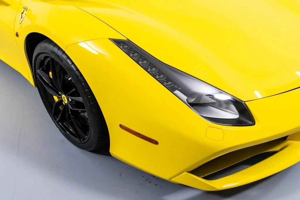 2019 Ferrari 488 GTB - Image 12 of 31