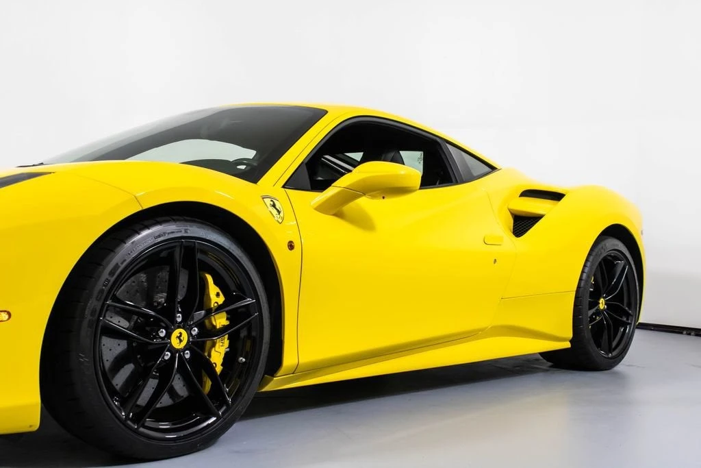 2019 Ferrari 488 GTB - Image 30 of 31