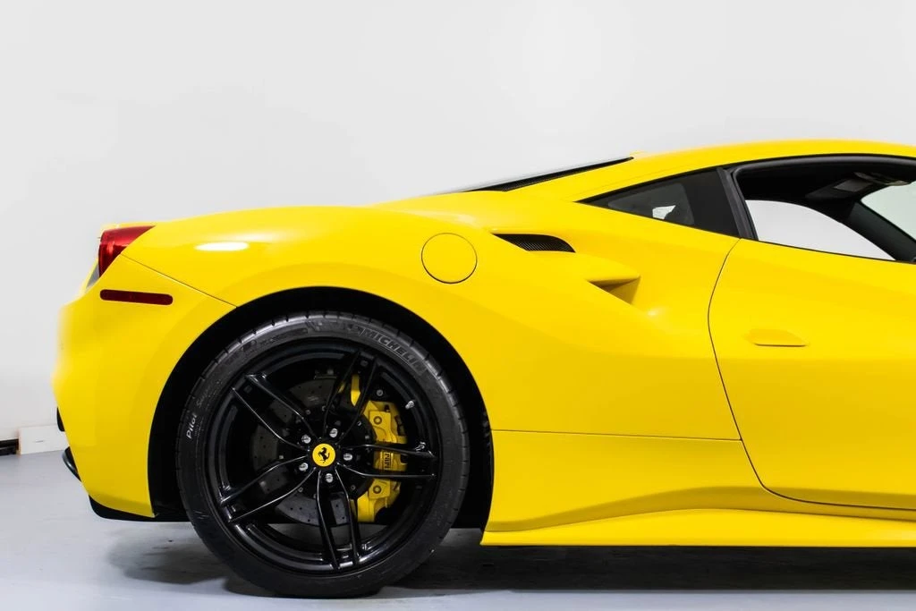 2019 Ferrari 488 GTB - Image 18 of 31