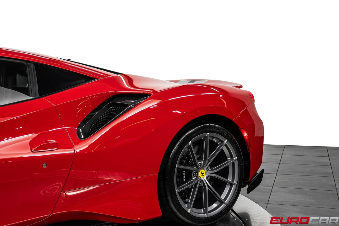 2019 Ferrari 488 GTB - Image 19 of 31
