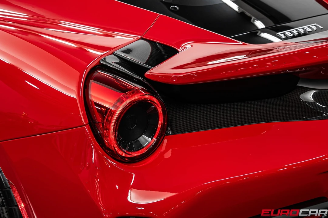 2019 Ferrari 488 GTB - Image 25 of 31