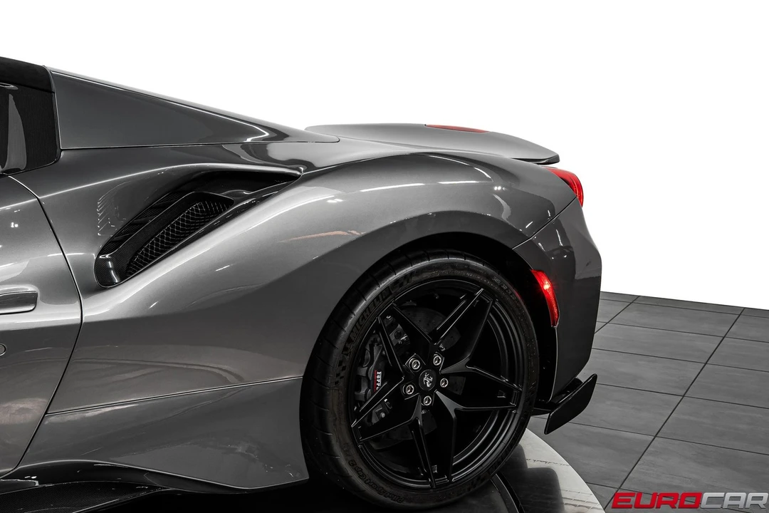 2019 Ferrari 488 GTB - Image 25 of 31