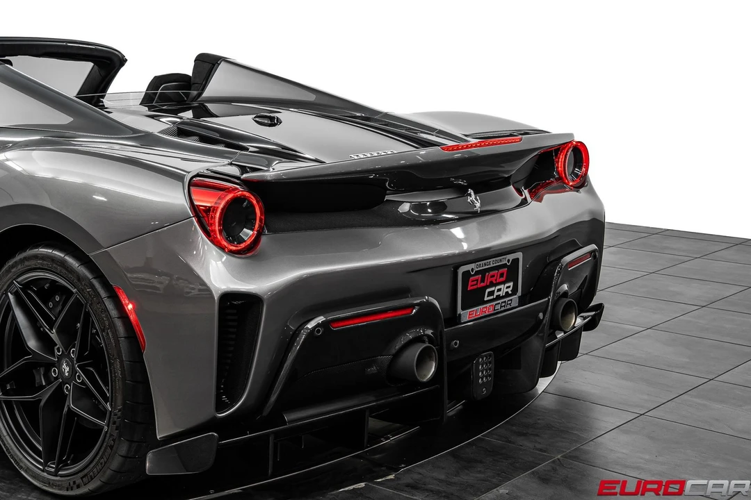 2019 Ferrari 488 GTB - Image 27 of 31