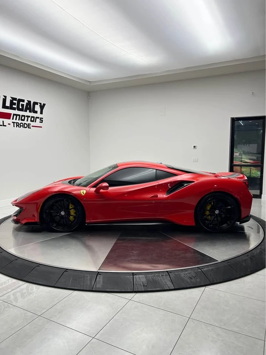 2019 Ferrari 488 Pista - Image 9 of 20