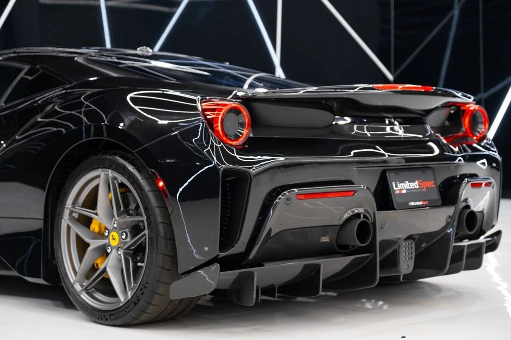 2019 Ferrari 488 Pista - Image 17 of 21
