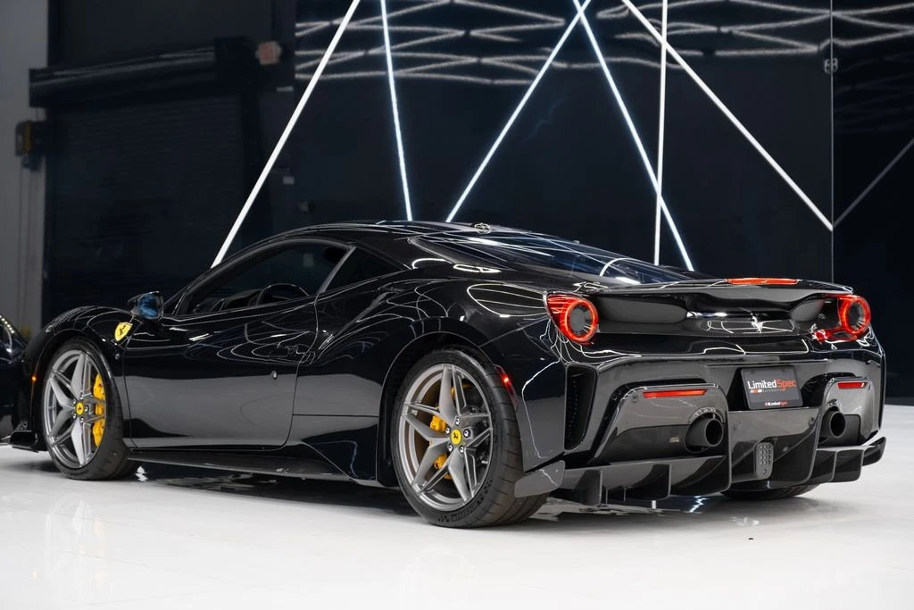 2019 Ferrari 488 Pista - Image 16 of 21