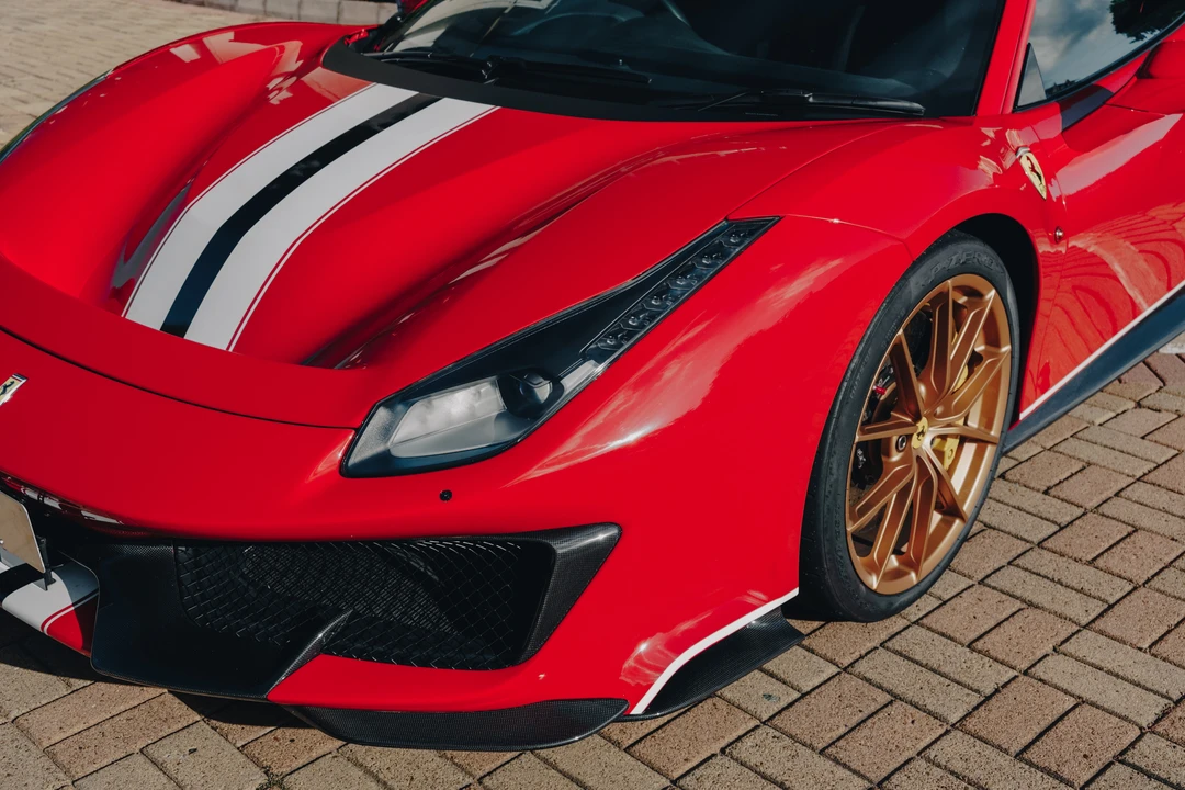 2019 Ferrari 488 Pista - Image 12 of 31