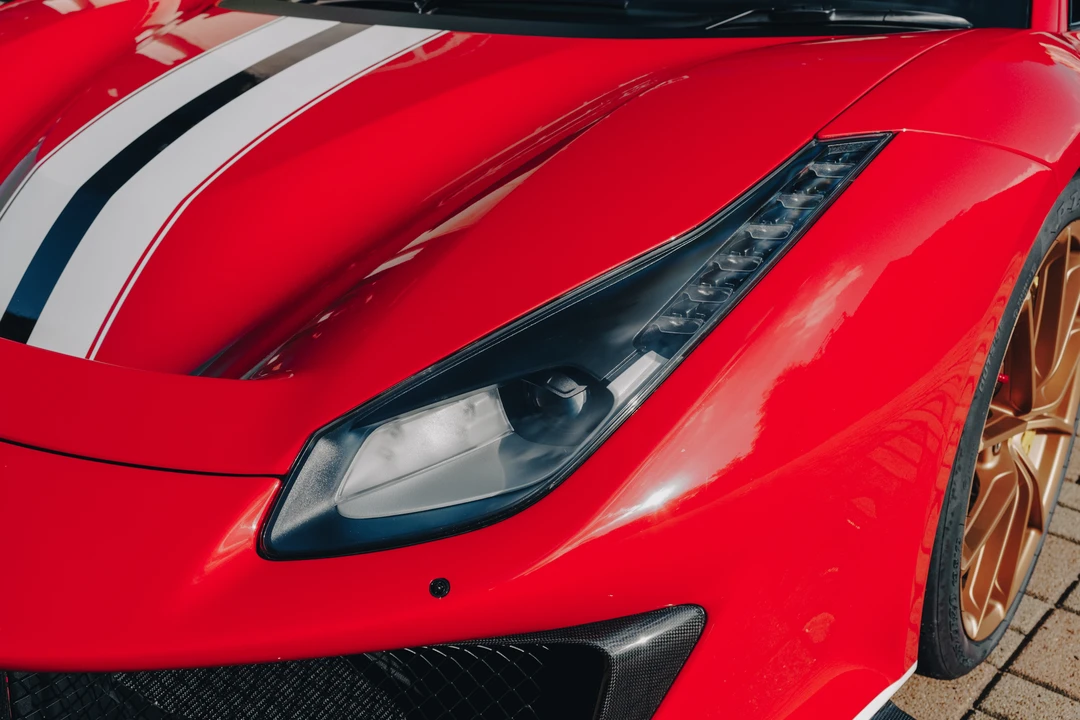 2019 Ferrari 488 Pista - Image 14 of 31