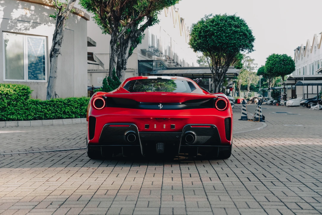 2019 Ferrari 488 Pista - Image 6 of 31