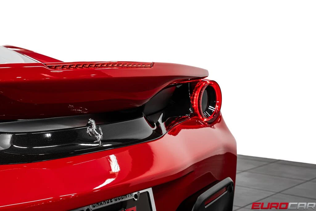2019 Ferrari 488 Pista - Image 26 of 31