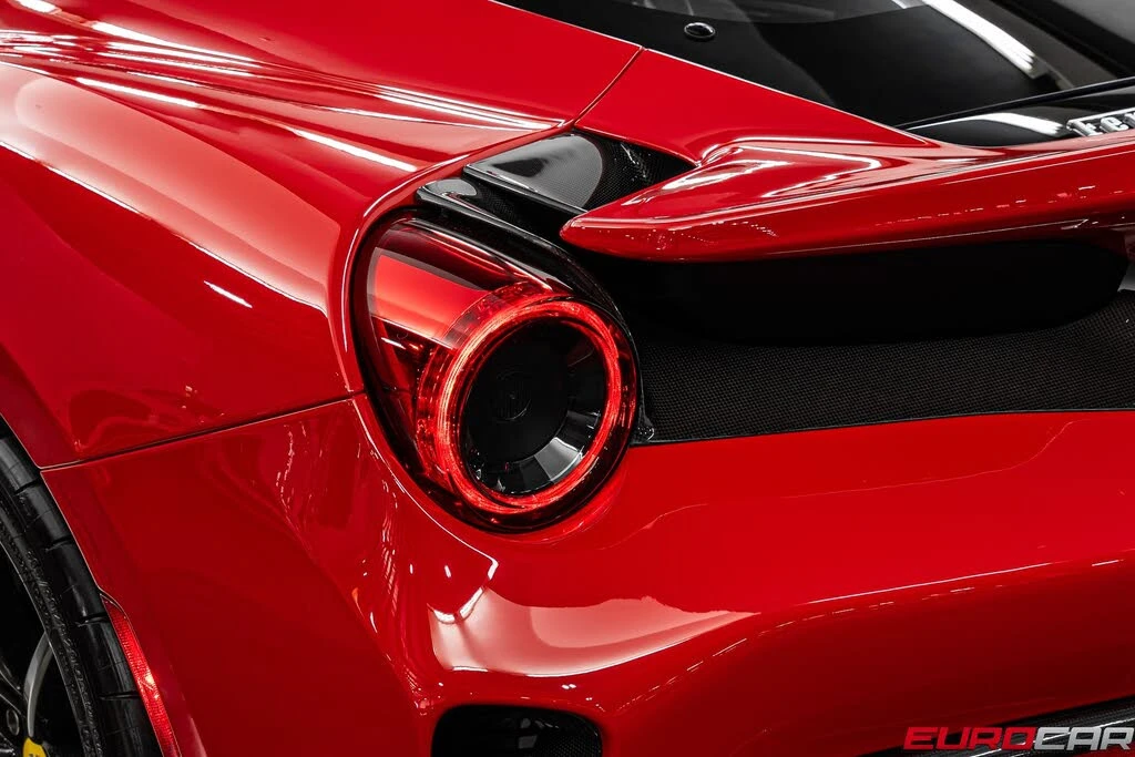 2019 Ferrari 488 Pista - Image 24 of 31