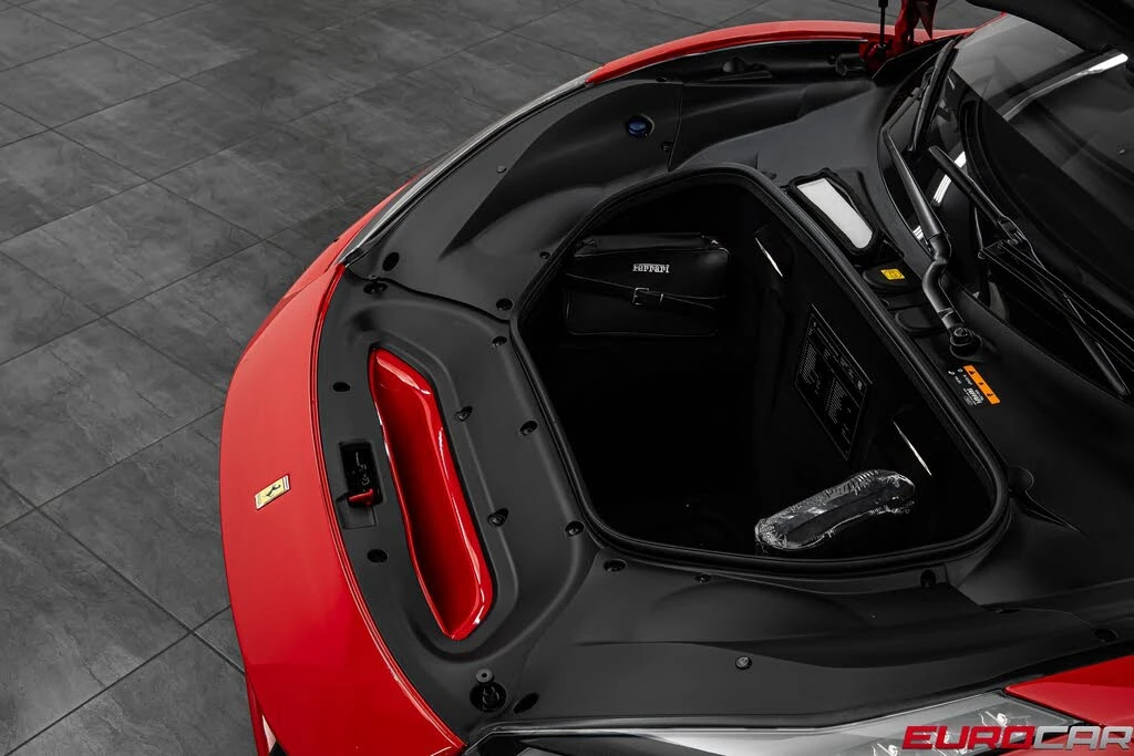 2019 Ferrari 488 Pista - Image 10 of 31