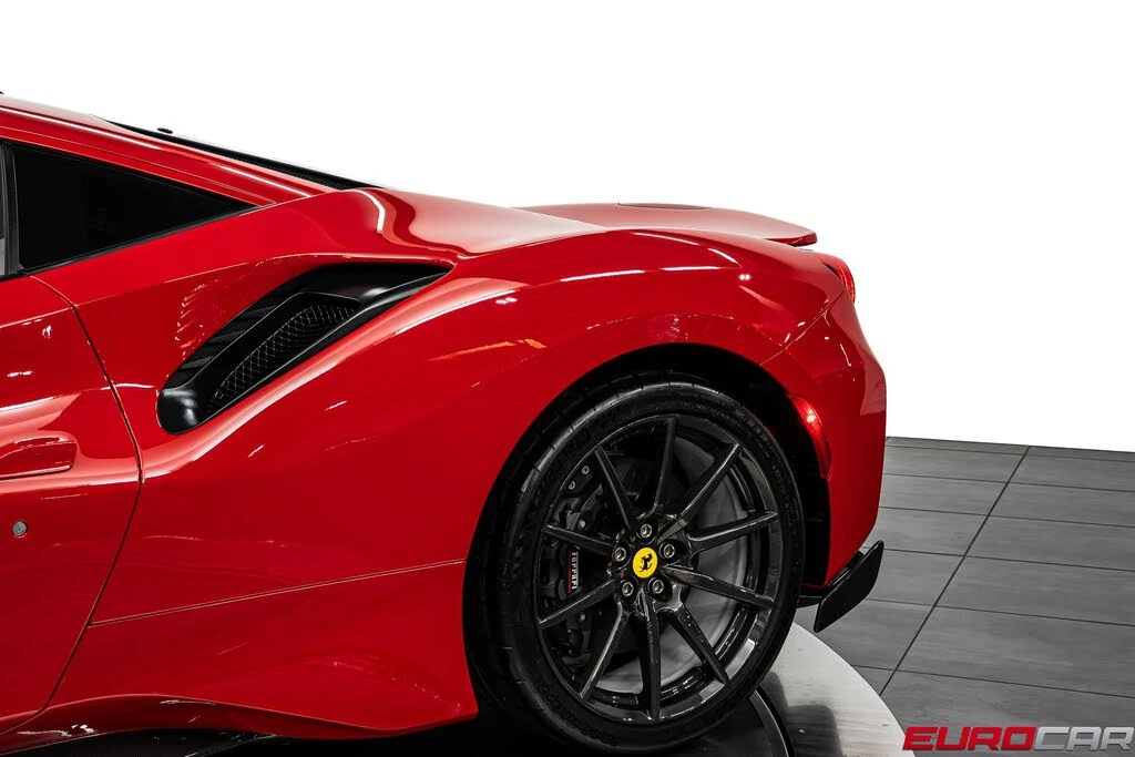 2019 Ferrari 488 Pista - Image 19 of 31
