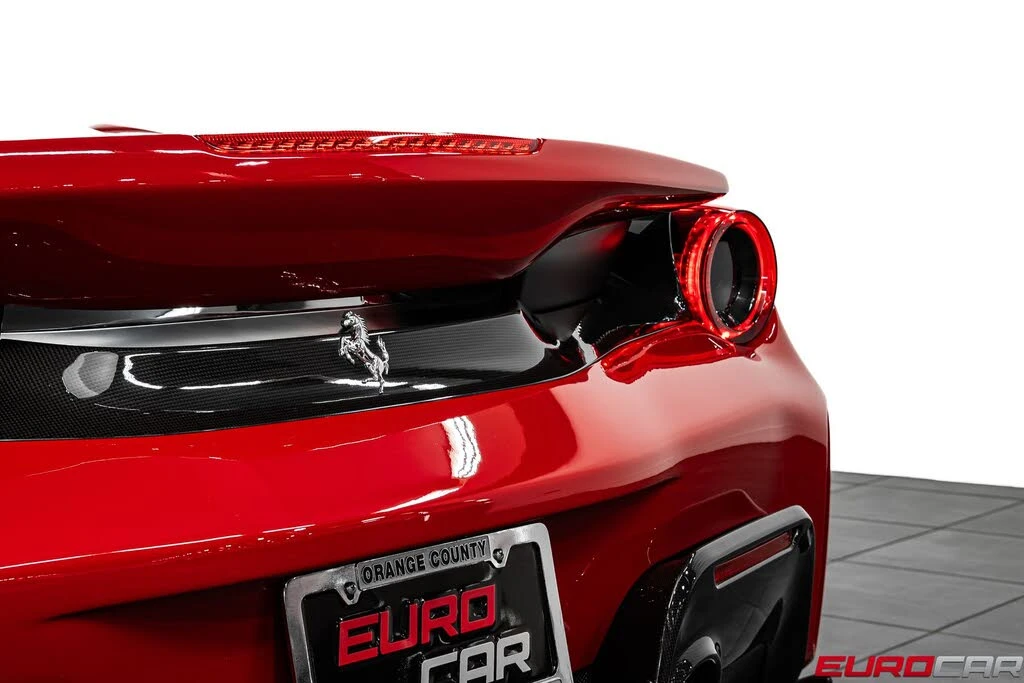 2019 Ferrari 488 Pista - Image 26 of 31
