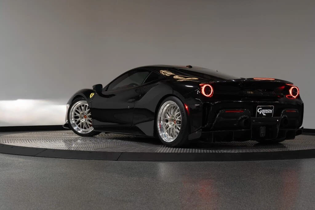 2019 Ferrari 488 Pista - Image 25 of 31
