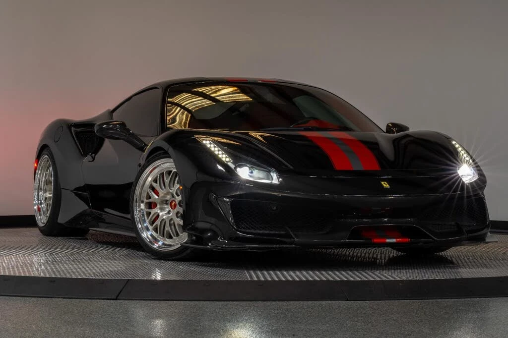 2019 Ferrari 488 Pista - Image 27 of 31