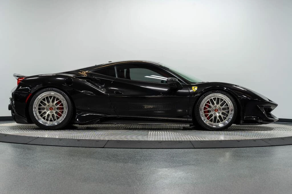 2019 Ferrari 488 Pista - Image 18 of 31