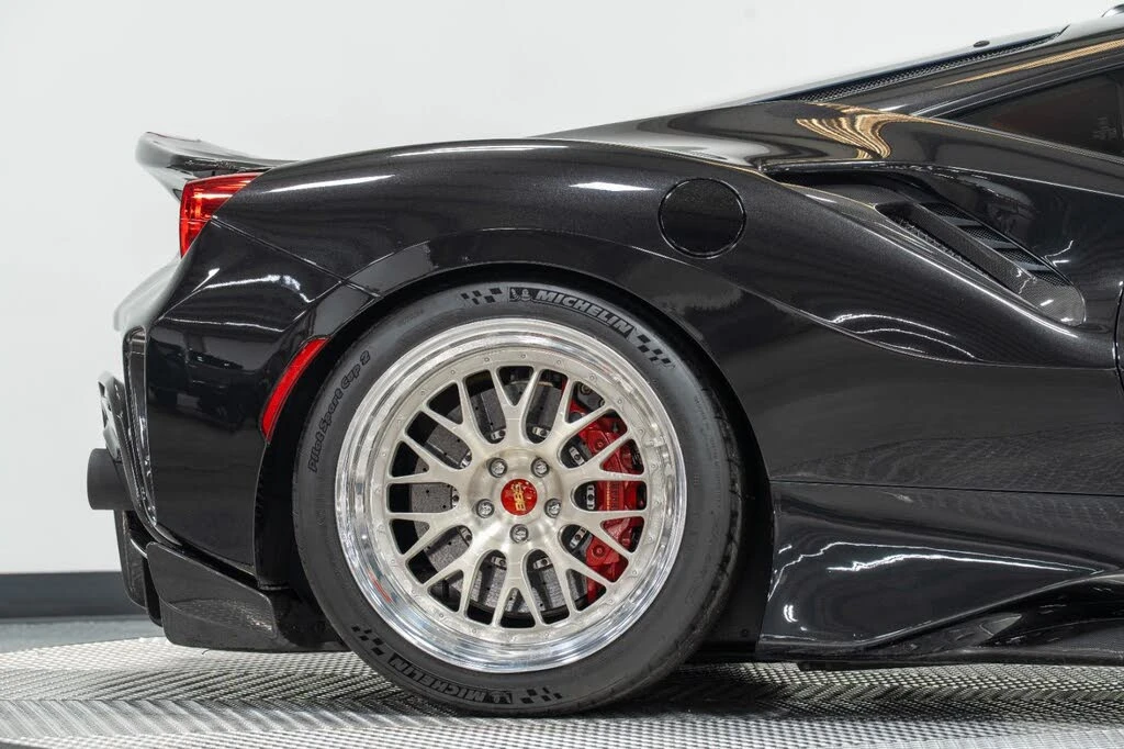 2019 Ferrari 488 Pista - Image 19 of 31