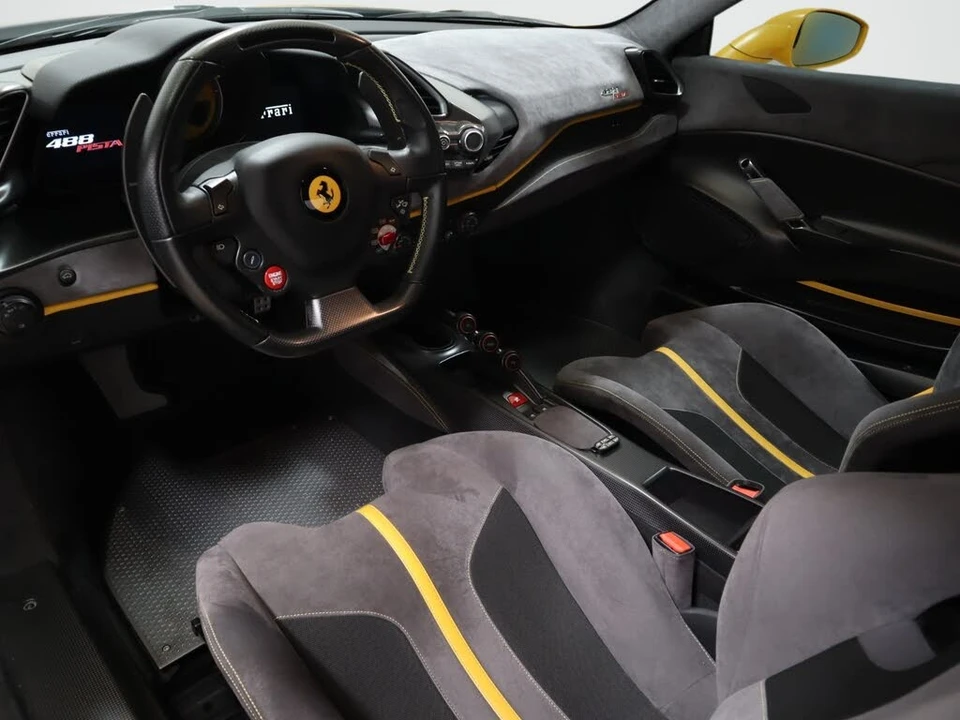 2019 Ferrari 488 Pista - Image 9 of 31