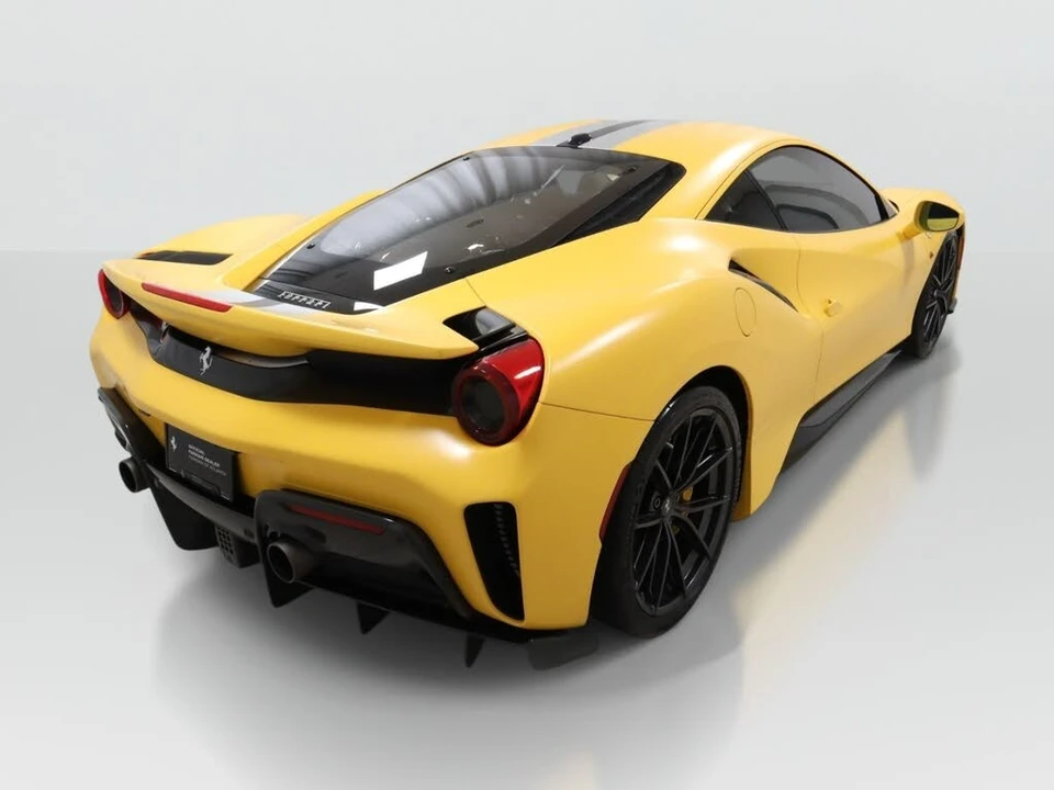 2019 Ferrari 488 Pista - Image 5 of 31