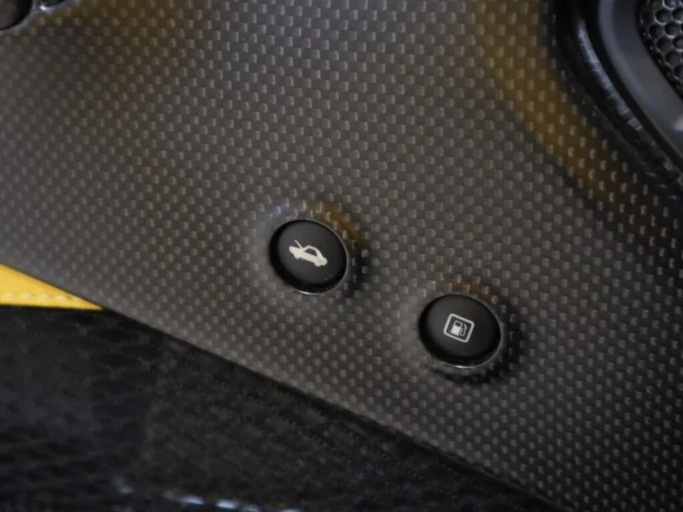 2019 Ferrari 488 Pista - Image 20 of 31
