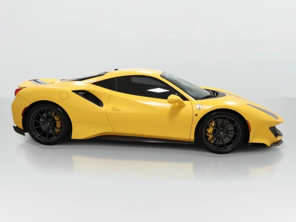 2019 Ferrari 488 Pista - Image 6 of 31