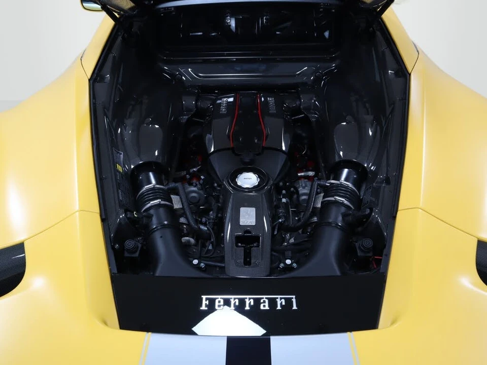 2019 Ferrari 488 Pista - Image 16 of 31