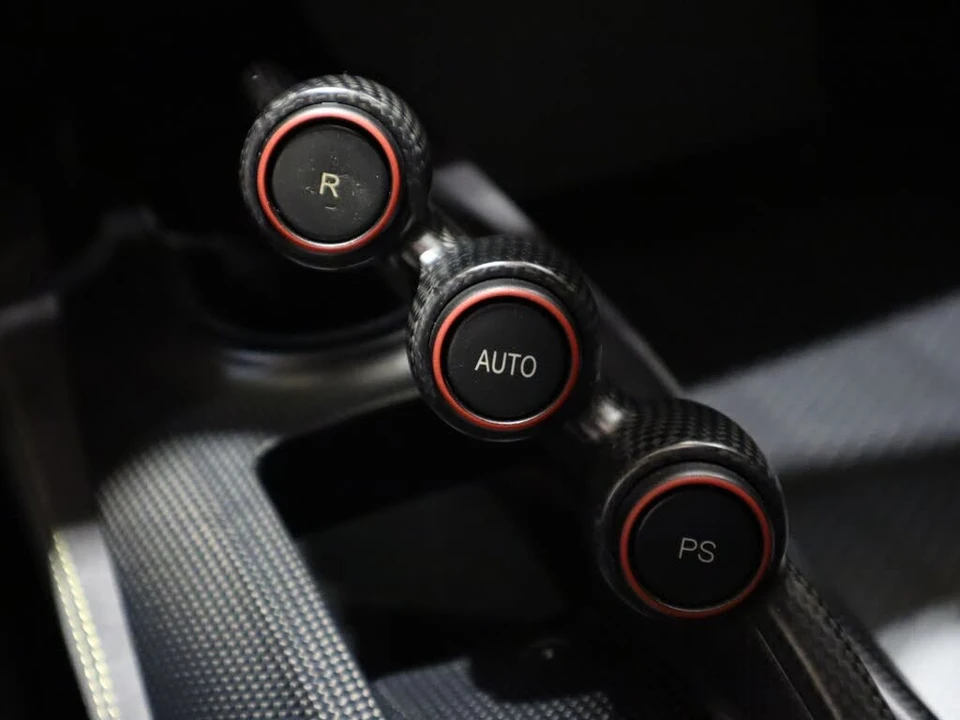 2019 Ferrari 488 Pista - Image 26 of 31
