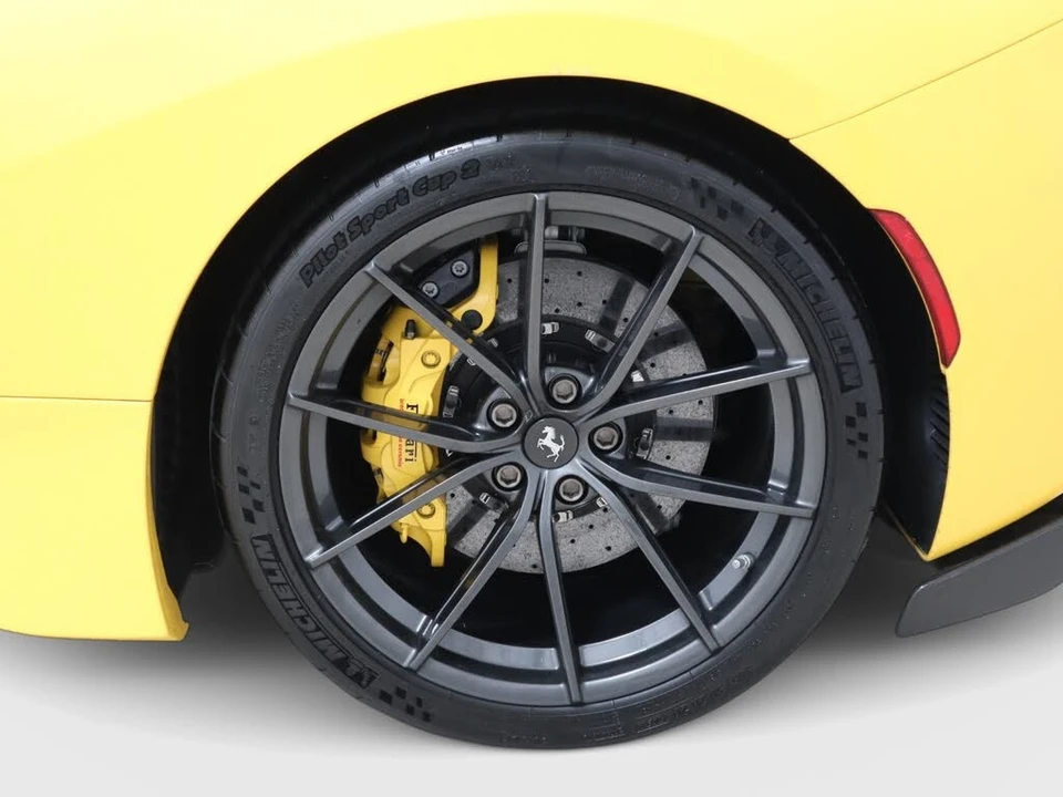 2019 Ferrari 488 Pista - Image 11 of 31